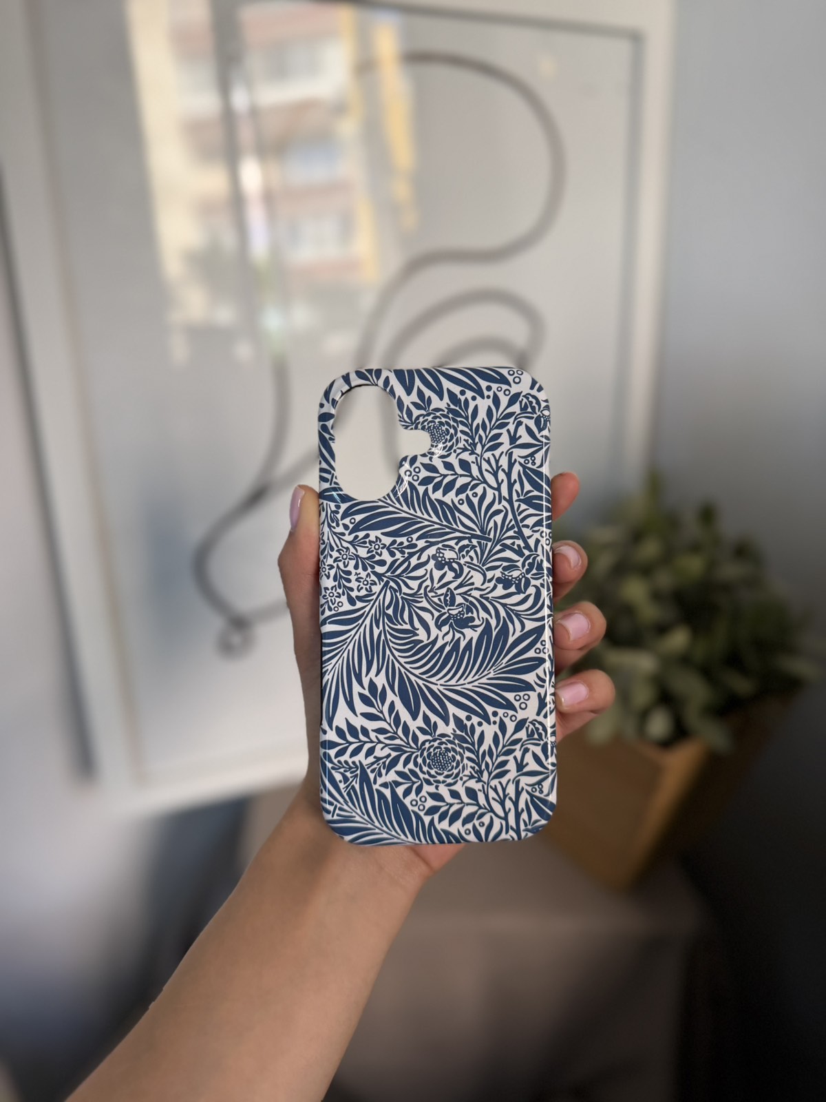 iPhone 17 - Classy and sassy
