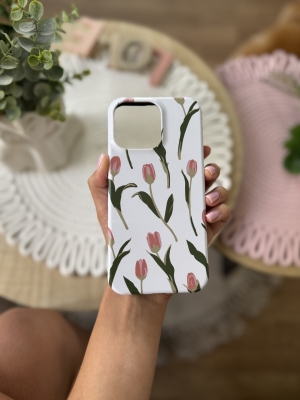 iPhone 15 Pro Max Tulips