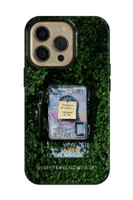 Телефонът не звъни... - @everyframearender.obj